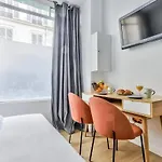 Charmant Studio Au Coeur Des Batignolles